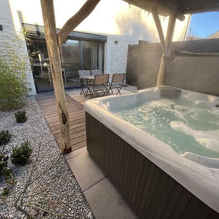 Sejour Detente - Appart'Hotel N 1 Avec Jaccuzi, Piscine Et Petit-Dejeuner Chouzelot ภายนอก รูปภาพ