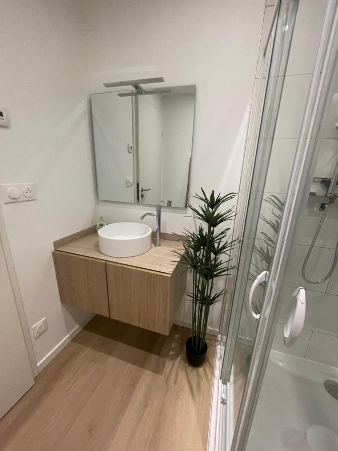 Sejour Detente - Appart'Hotel N 1 Avec Jaccuzi, Piscine Et Petit-Dejeuner Chouzelot ภายนอก รูปภาพ