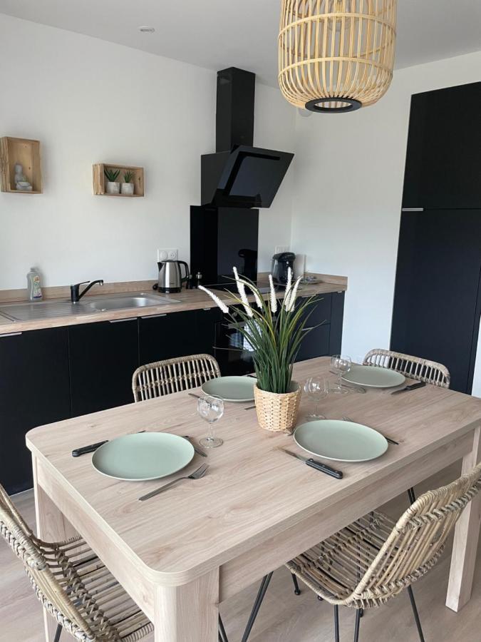 Sejour Detente - Appart'Hotel N 1 Avec Jaccuzi, Piscine Et Petit-Dejeuner Chouzelot ภายนอก รูปภาพ