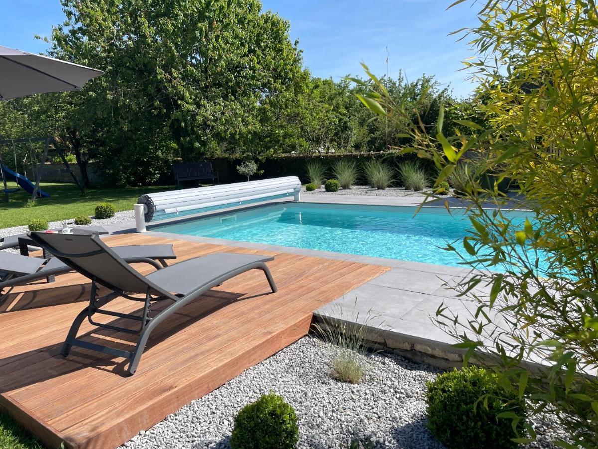 Sejour Detente - Appart'Hotel N 1 Avec Jaccuzi, Piscine Et Petit-Dejeuner Chouzelot ภายนอก รูปภาพ